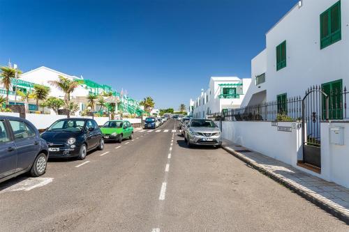 Apartamentos Los Quiqueres ปูแอร์โตเดลคาร์เมน ภายนอก รูปภาพ