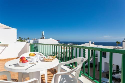 Apartamentos Los Quiqueres ปูแอร์โตเดลคาร์เมน ภายนอก รูปภาพ