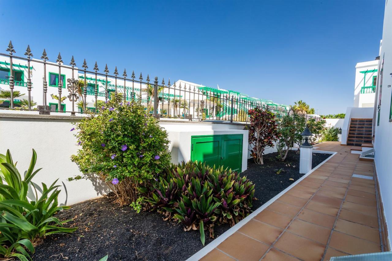 Apartamentos Los Quiqueres ปูแอร์โตเดลคาร์เมน ภายนอก รูปภาพ